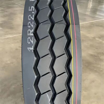 Garantiezeit 3 Jahre oder 120 LKW-Bus-Reifen, geeignet für verschiedene Wetterbedingungen, liefert Leistung und Sicherheit