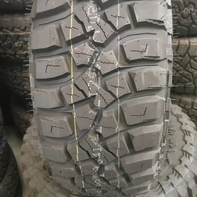 325-95R21 Reifen für militärische Fahrzeuge